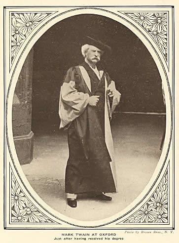 Twain in his Oxford robes
